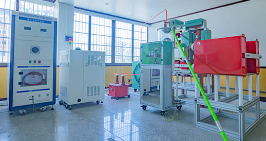 The second lightning simulation test equipment